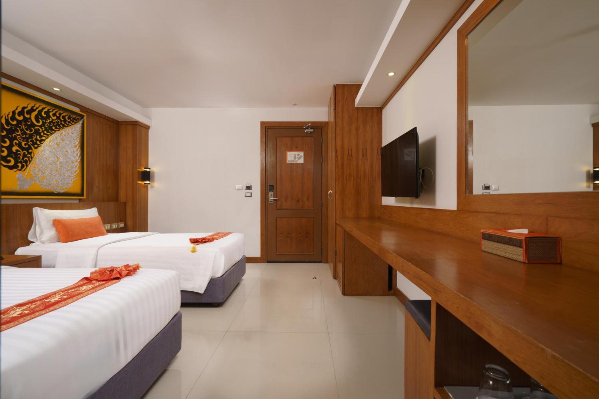 Chabana Kamala Hotel Bagian luar foto